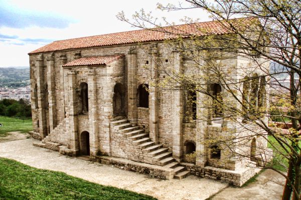 Santa Mara del Naranco